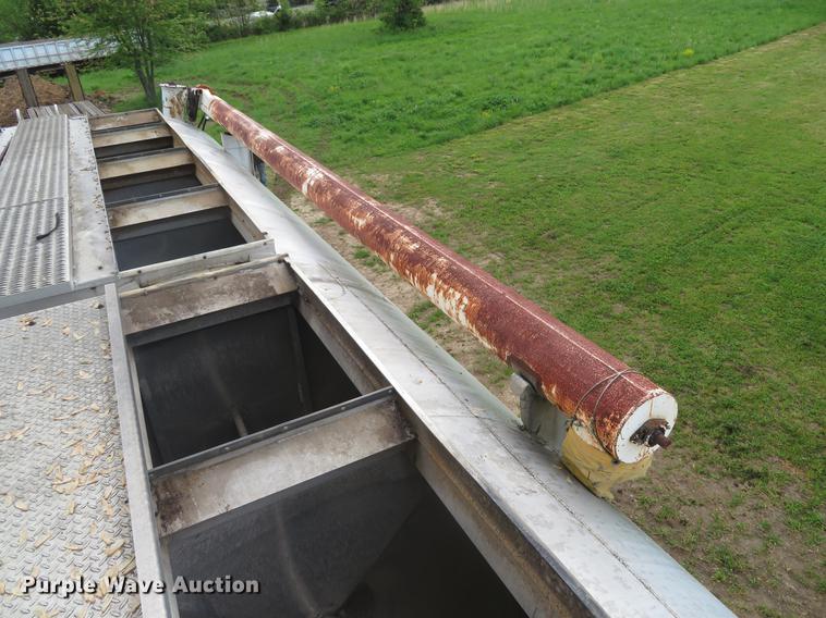 image for item DE8045 1997 Warren AT-36-SER9 feed delivery trailer