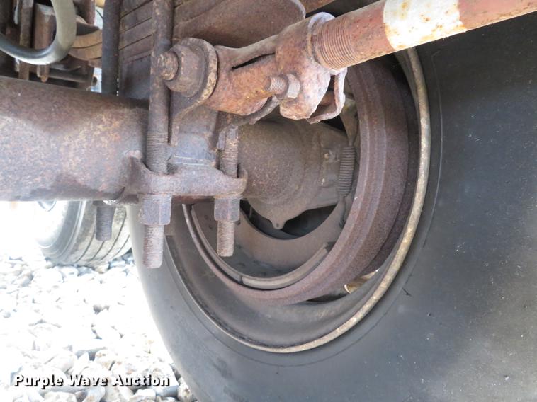 image for item DE8045 1997 Warren AT-36-SER9 feed delivery trailer