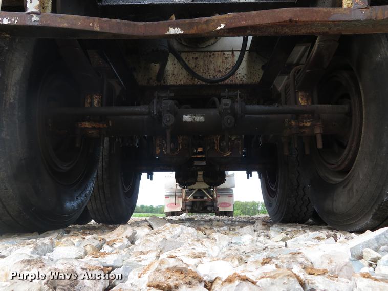 image for item DE8045 1997 Warren AT-36-SER9 feed delivery trailer