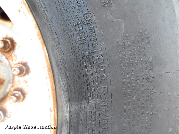 image for item DE8045 1997 Warren AT-36-SER9 feed delivery trailer