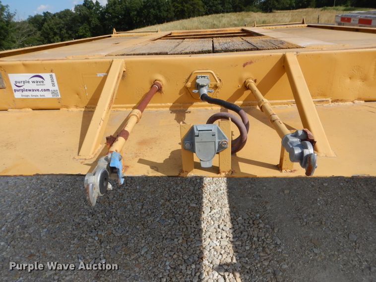 image for item DE8506 1975 Transcraft DDTX28-10-42 equipment trailer