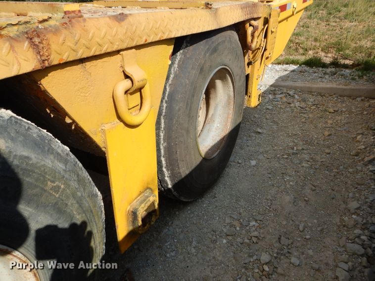 image for item DE8506 1975 Transcraft DDTX28-10-42 equipment trailer