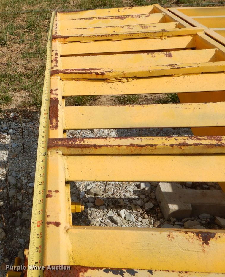 image for item DE8506 1975 Transcraft DDTX28-10-42 equipment trailer