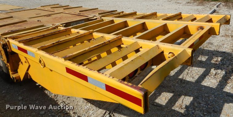 image for item DE8506 1975 Transcraft DDTX28-10-42 equipment trailer