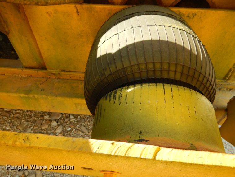 image for item DE8506 1975 Transcraft DDTX28-10-42 equipment trailer