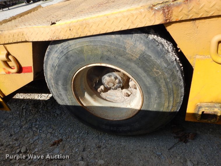 image for item DE8506 1975 Transcraft DDTX28-10-42 equipment trailer