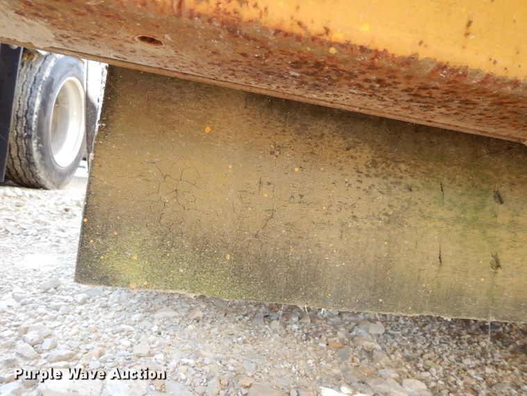 image for item DE8506 1975 Transcraft DDTX28-10-42 equipment trailer