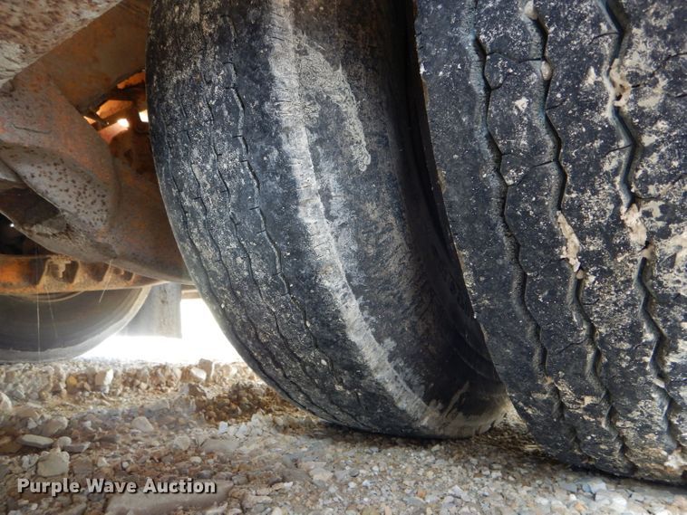 image for item DE8506 1975 Transcraft DDTX28-10-42 equipment trailer