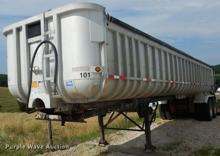 image for item DE8508 1984 Fruehauf DC5-M2-38 end dump trailer