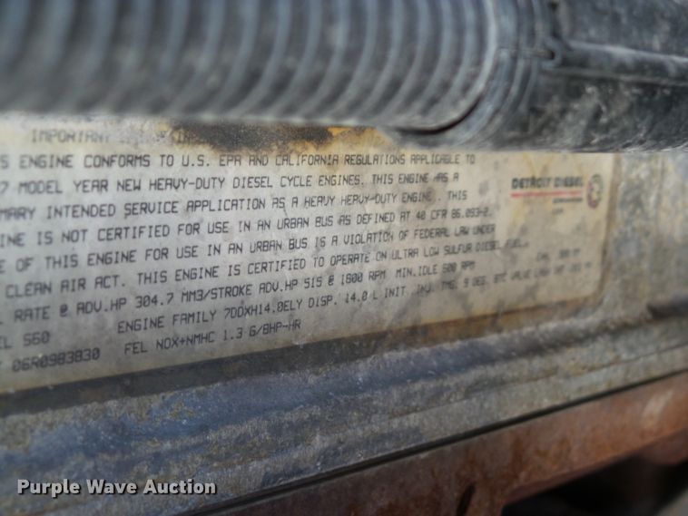 image for item DF0775 2008 Freightliner Cascadia 125 semi truck