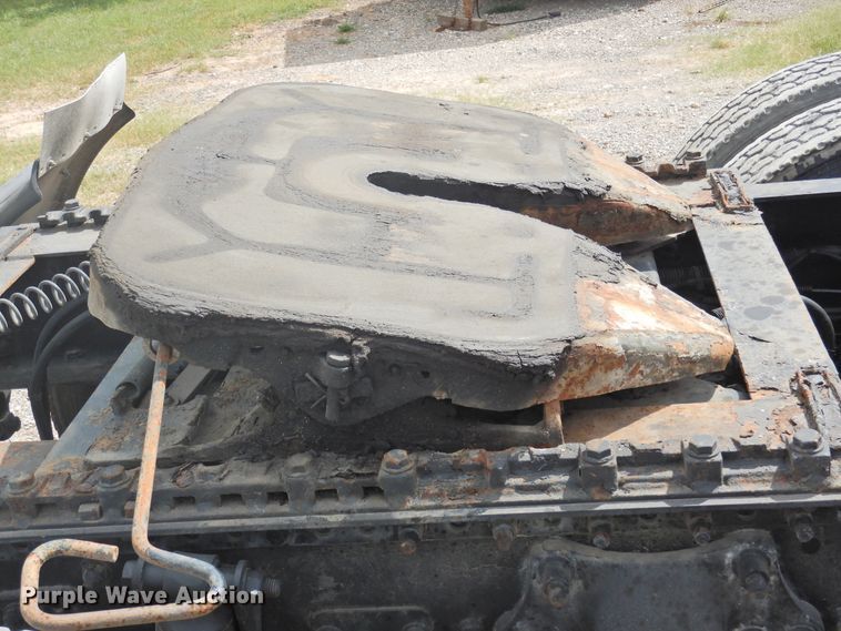 image for item DF2566 2009 Freightliner CL120T semi truck