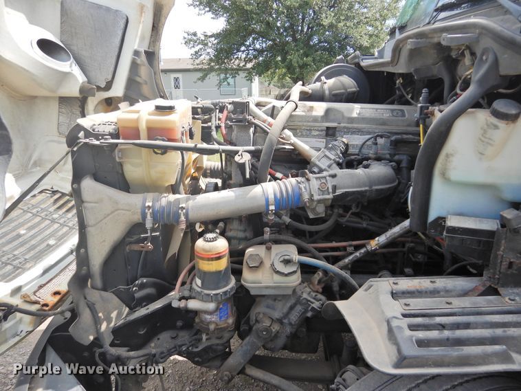 image for item DF2566 2009 Freightliner CL120T semi truck