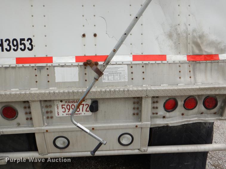 image for item DG1074 2006 Corn Husker 800 double hopper bottom grain trailer