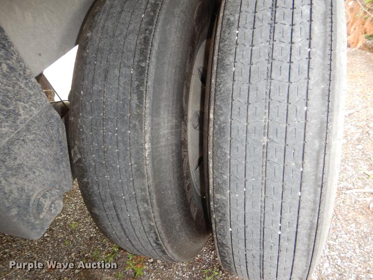 image for item DG1075 2006 Timpte Super Hopper double hopper bottom grain trailer