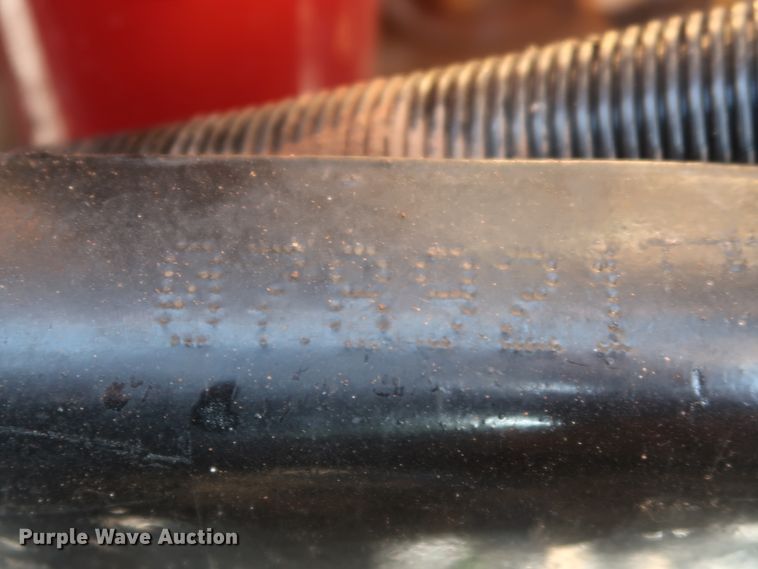 image for item DG4065 2005 Kenworth T800 semi truck