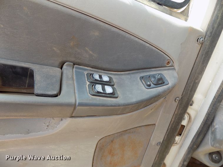 image for item DG4067 2007 Freightliner Columbia semi truck