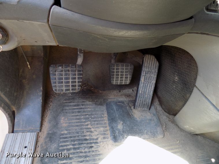 image for item DG4068 2002 Freightliner Century Class ST semi truck