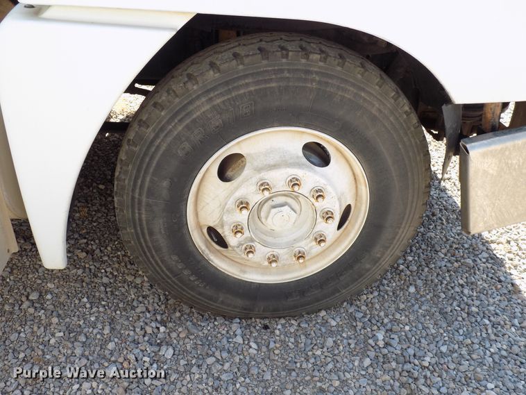 image for item DG4068 2002 Freightliner Century Class ST semi truck