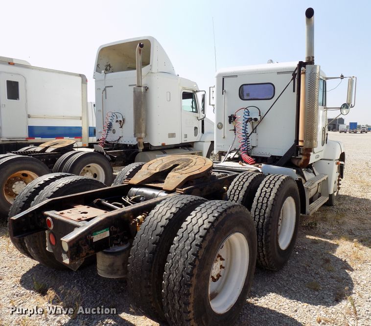 image for item DG4070 1998 Freightliner FLD semi truck