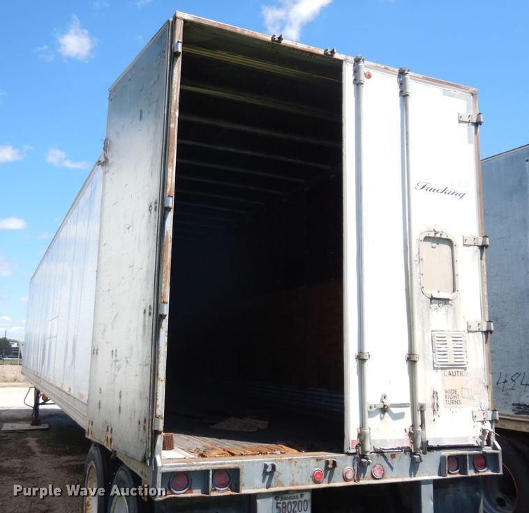 image for item DH0307 1994 Pines dry van trailer