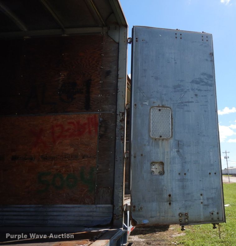 image for item DH0307 1994 Pines dry van trailer