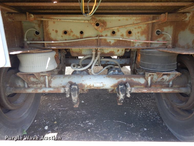 image for item DH0307 1994 Pines dry van trailer