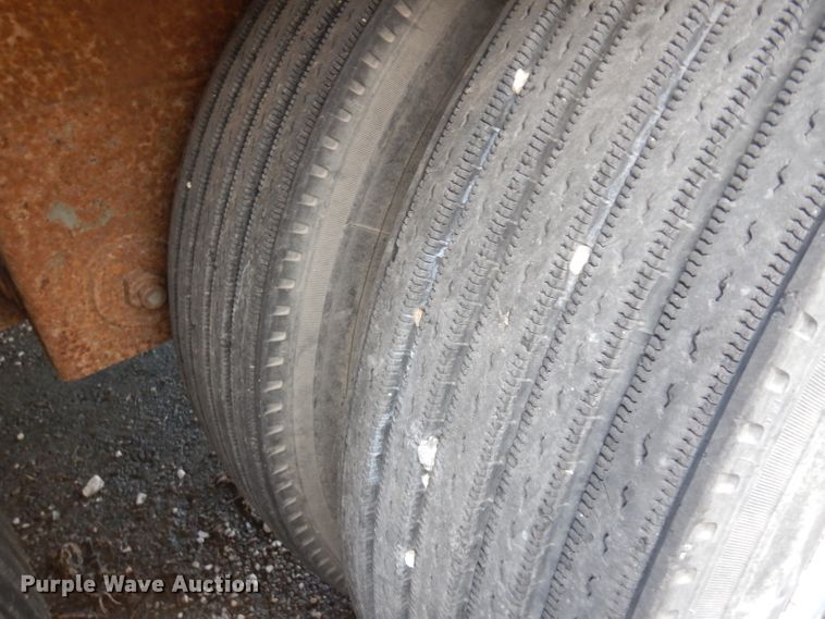 image for item DH0307 1994 Pines dry van trailer