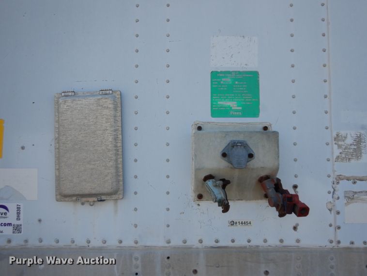 image for item DH0307 1994 Pines dry van trailer