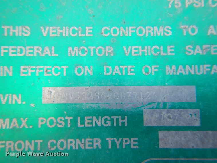 image for item DH0307 1994 Pines dry van trailer