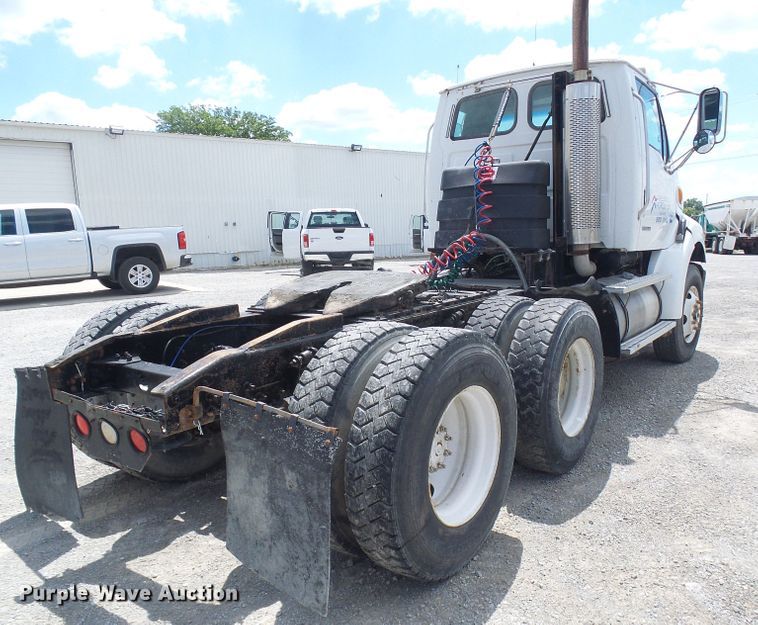 image for item DI0548 2004 Sterling A-Line semi truck