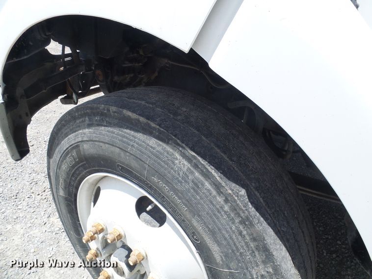 image for item DI0548 2004 Sterling A-Line semi truck