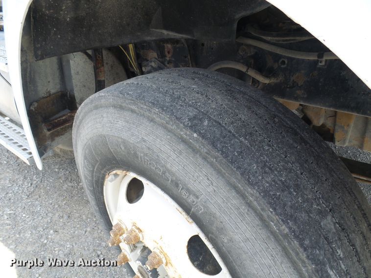 image for item DI0548 2004 Sterling A-Line semi truck