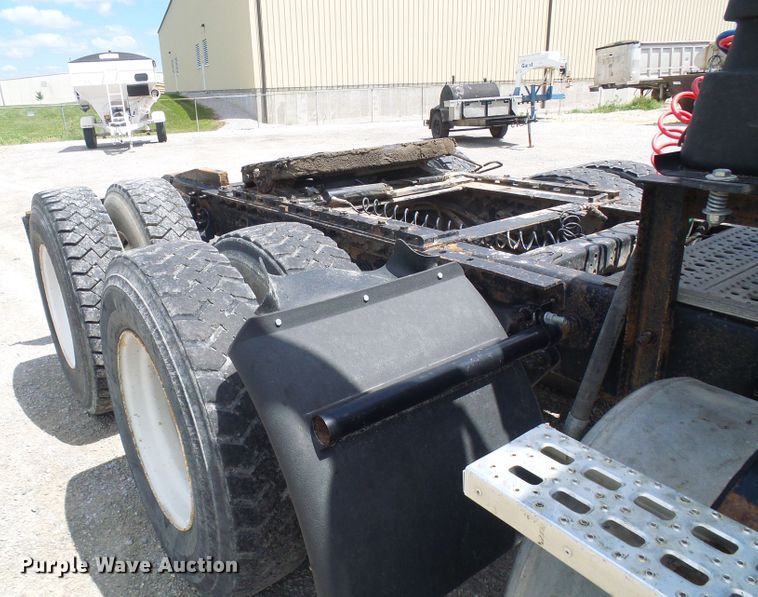 image for item DI0548 2004 Sterling A-Line semi truck