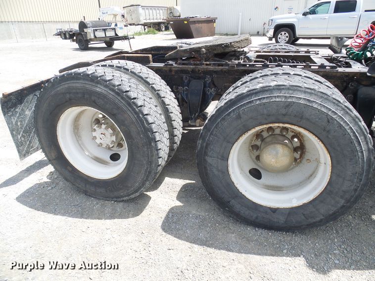 image for item DI0548 2004 Sterling A-Line semi truck