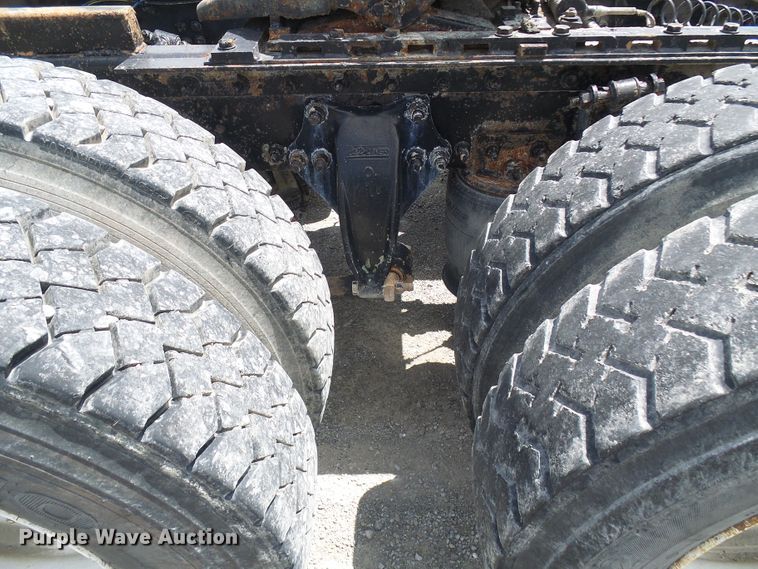 image for item DI0548 2004 Sterling A-Line semi truck