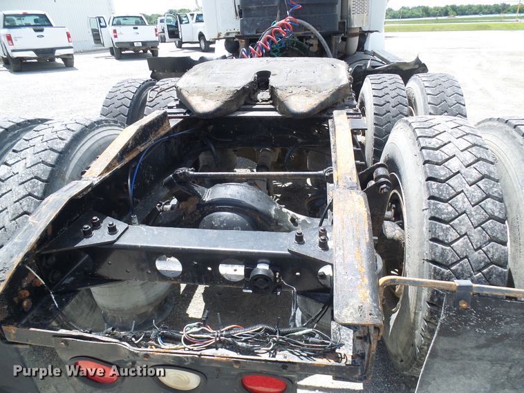 image for item DI0548 2004 Sterling A-Line semi truck