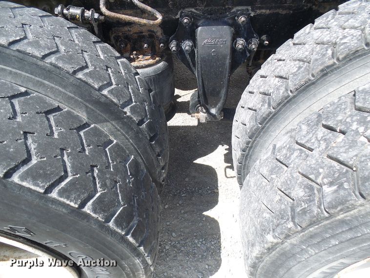 image for item DI0548 2004 Sterling A-Line semi truck