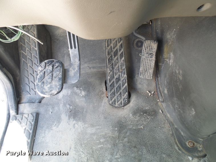 image for item DI0548 2004 Sterling A-Line semi truck