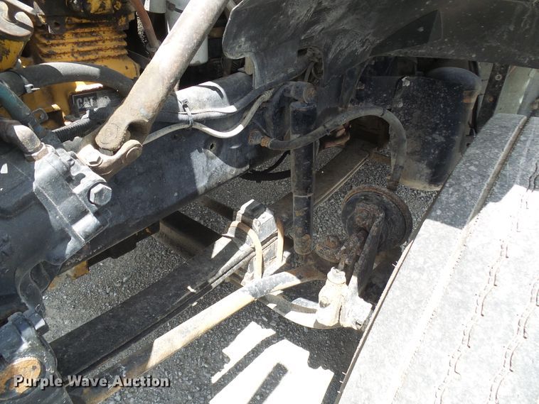 image for item DI0548 2004 Sterling A-Line semi truck