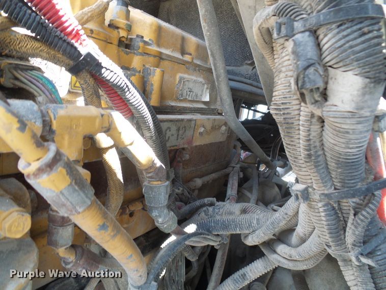 image for item DI0548 2004 Sterling A-Line semi truck