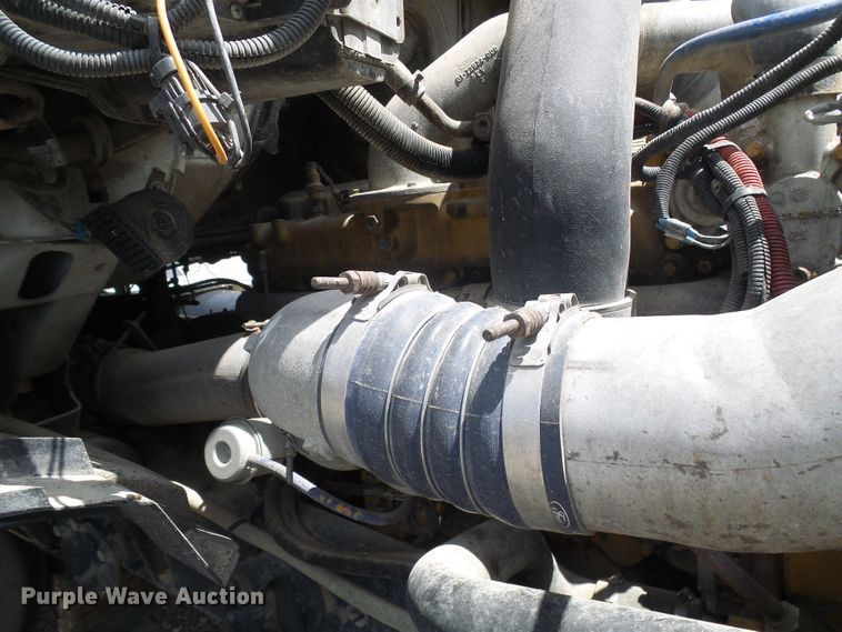 image for item DI0548 2004 Sterling A-Line semi truck