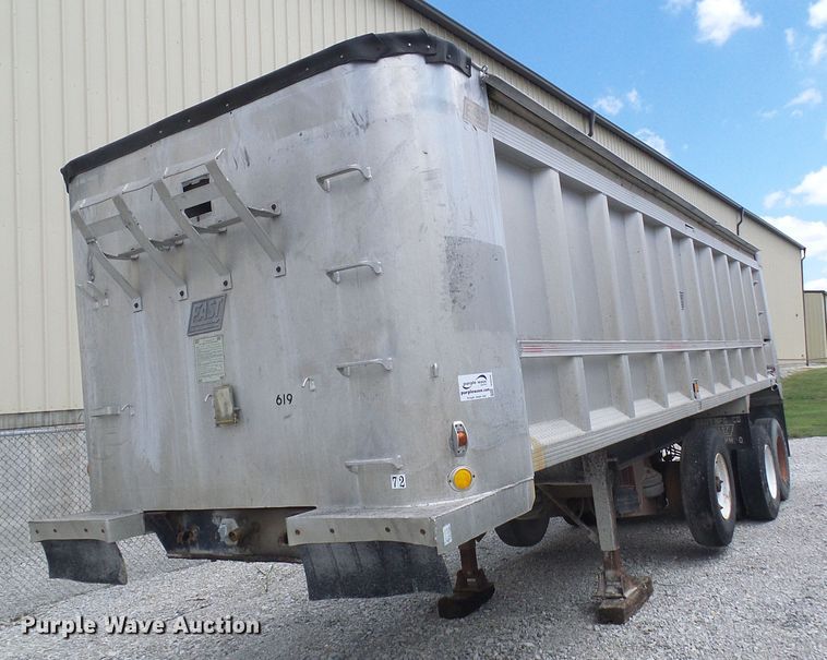 image for item DI0554 1980 East end dump trailer