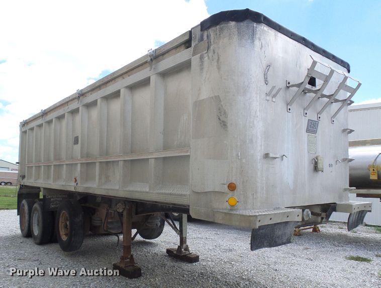 image for item DI0554 1980 East end dump trailer