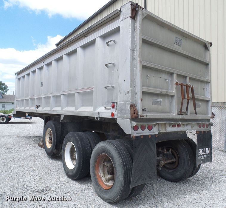 image for item DI0554 1980 East end dump trailer