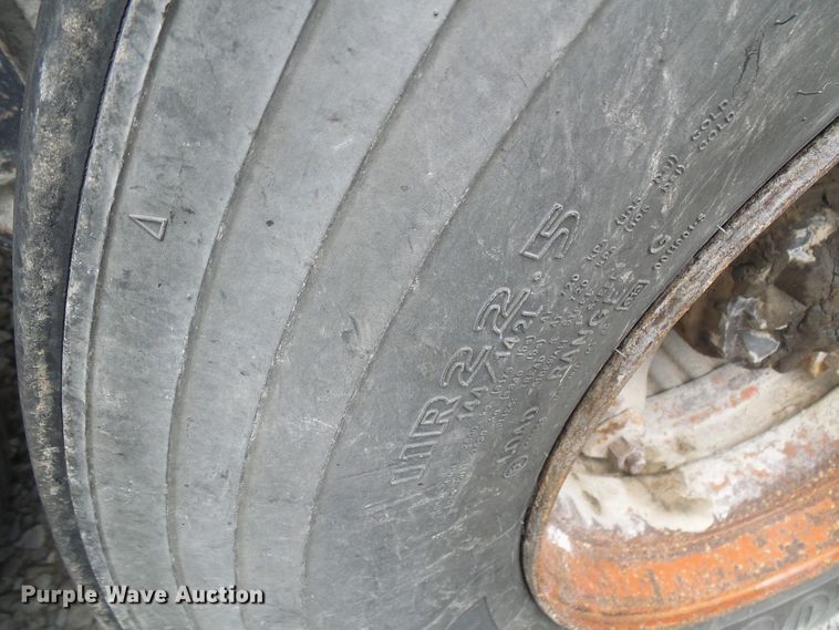 image for item DI0554 1980 East end dump trailer