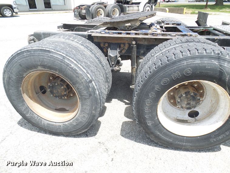 image for item DI0555 1999 Sterling A-Line semi truck