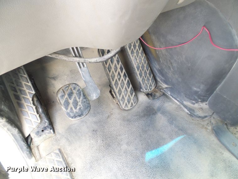 image for item DI0555 1999 Sterling A-Line semi truck