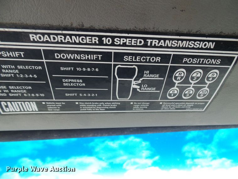 image for item DI0555 1999 Sterling A-Line semi truck