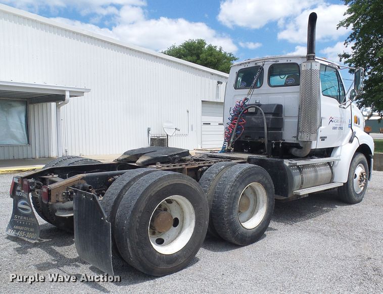 image for item DI0556 2004 Sterling A-Line semi truck