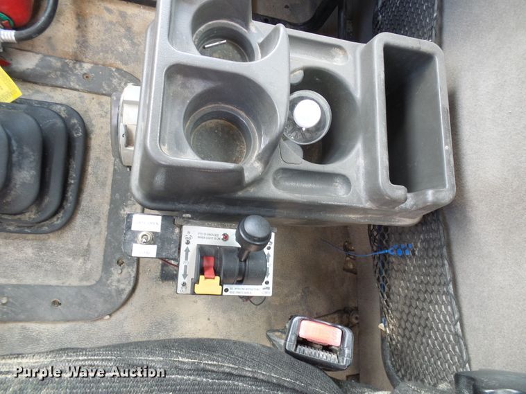 image for item DI0556 2004 Sterling A-Line semi truck